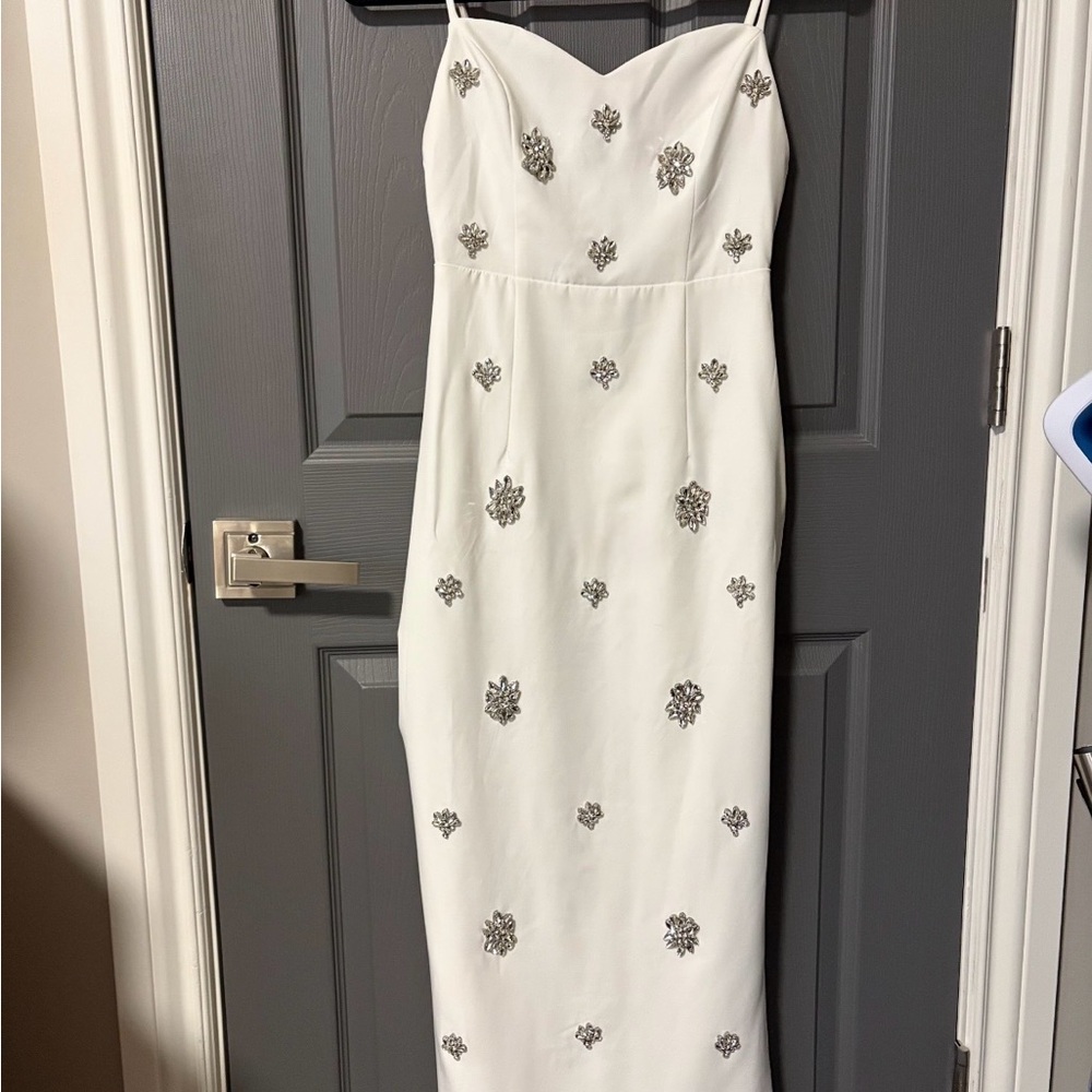 Embellished White Maxi/Midi Dress - Picture 3 of 5